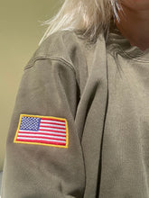Load image into Gallery viewer, Mallard Heritage Crewneck
