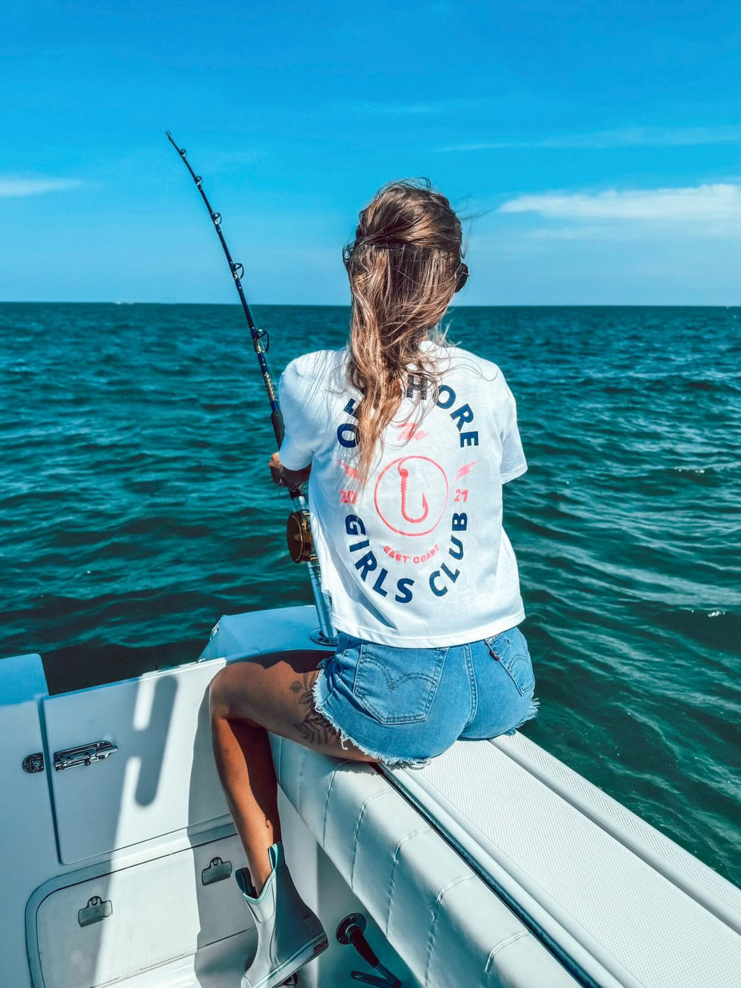 Offshore Girls Club Crop Tee